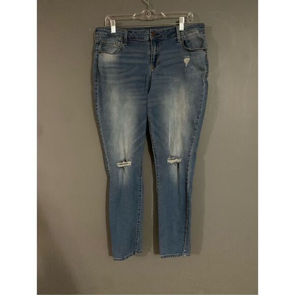 Old Navy Light Wash Rockstar Mid Rise Skinny Jeans Size 14 - Picture 1 of 7